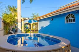 Spacious Double Bedroom | Pool, Gym & Terrace - Image 5