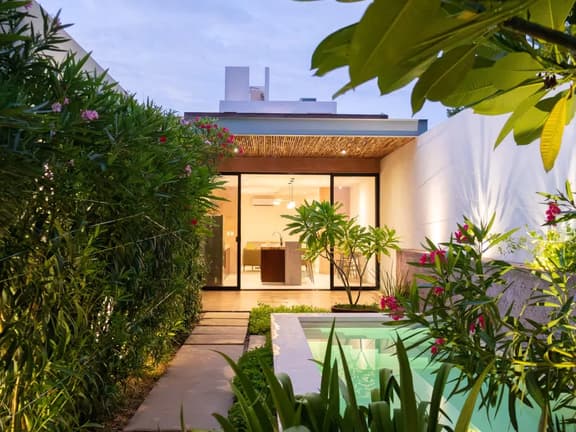 Private Pool Near Centro, Montejo & Zoo | 2BR - Image 1
